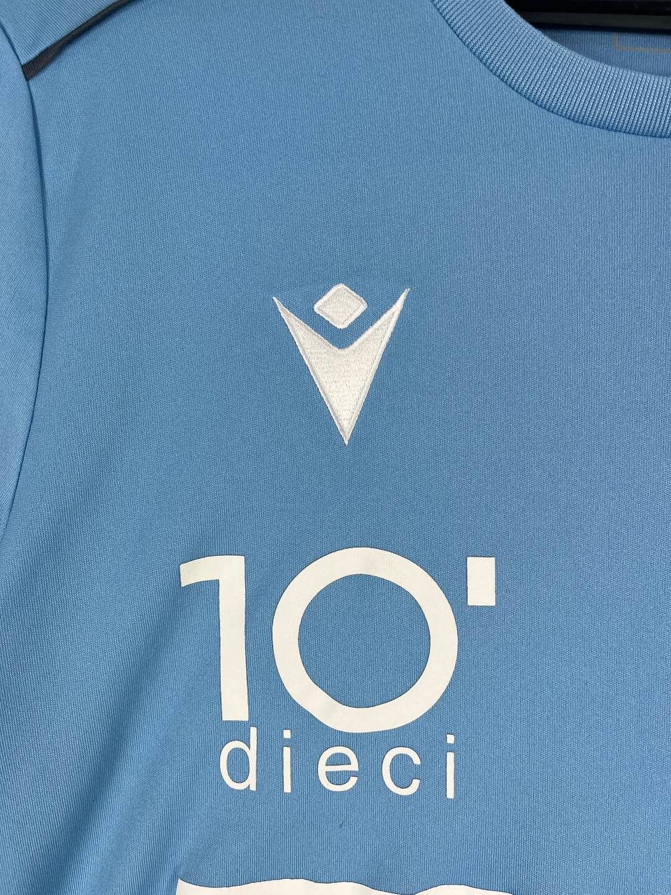 Macron FC Thun Home Shirt Football Soccer Jersey Macron Size L Size US L / EU 52-54 / 3 - 4 Thumbnail