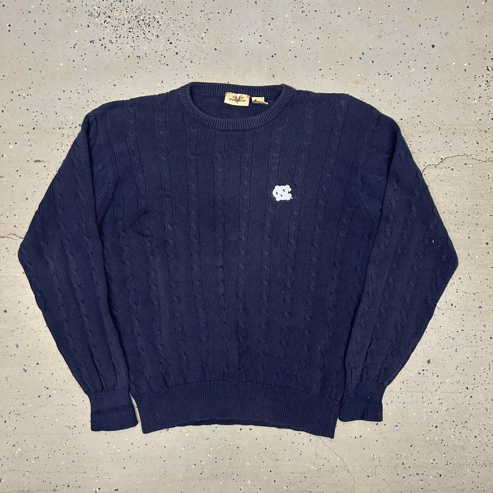 Other VTG/Y2K Navy blue UNC cable knit sweater Size US XL / EU 56 / 4 - 1 Thumbnail
