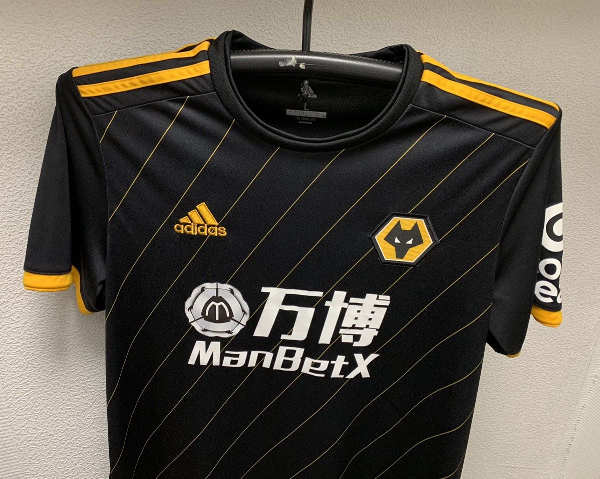 Adidas Adidas Wolverhampton soccer jersey L size 2019-2020 Size US L / EU 52-54 / 3 - 2 Thumbnail