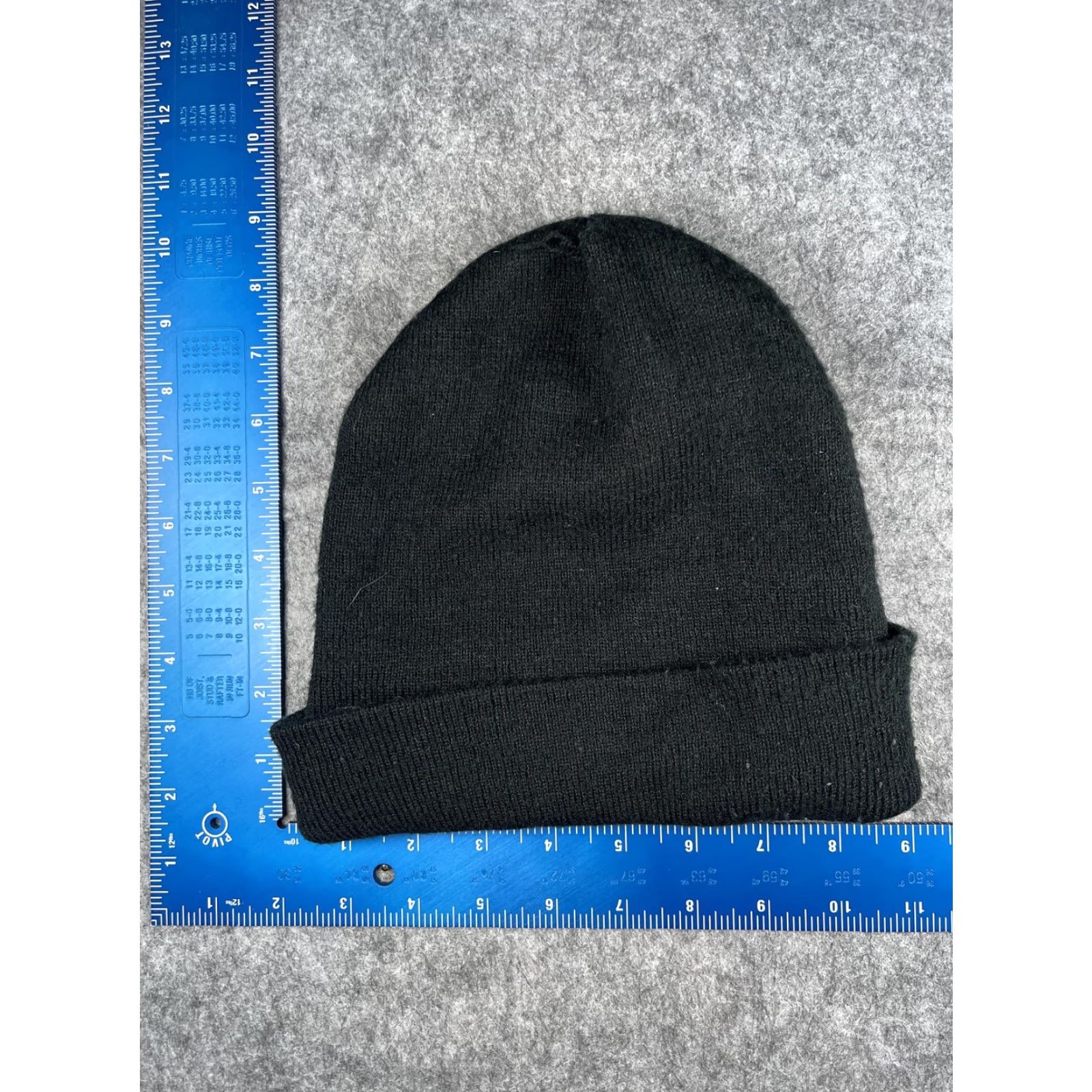 Vintage Knit Hat Beanie Mens One Size Black Red A VC Logo Stretch Cuffed Winter Size ONE SIZE - 4 Thumbnail