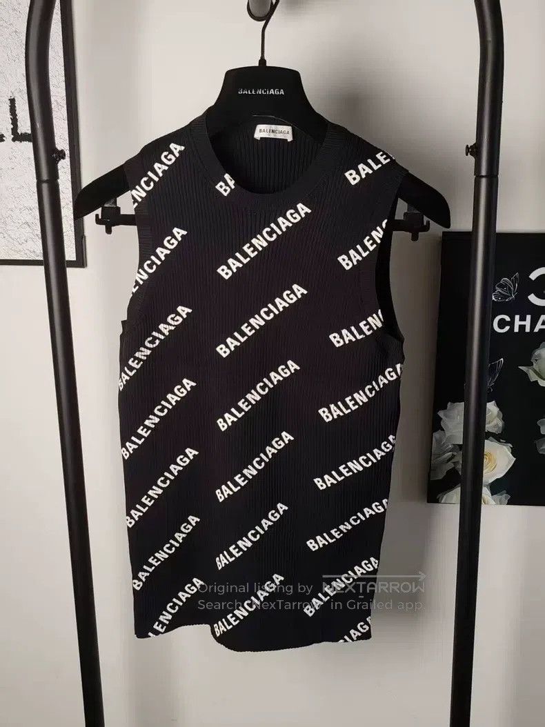 Balenciaga Balenciaga Knitted full-print vest Size M / US 6-8 / IT 42-44 - 1 Thumbnail