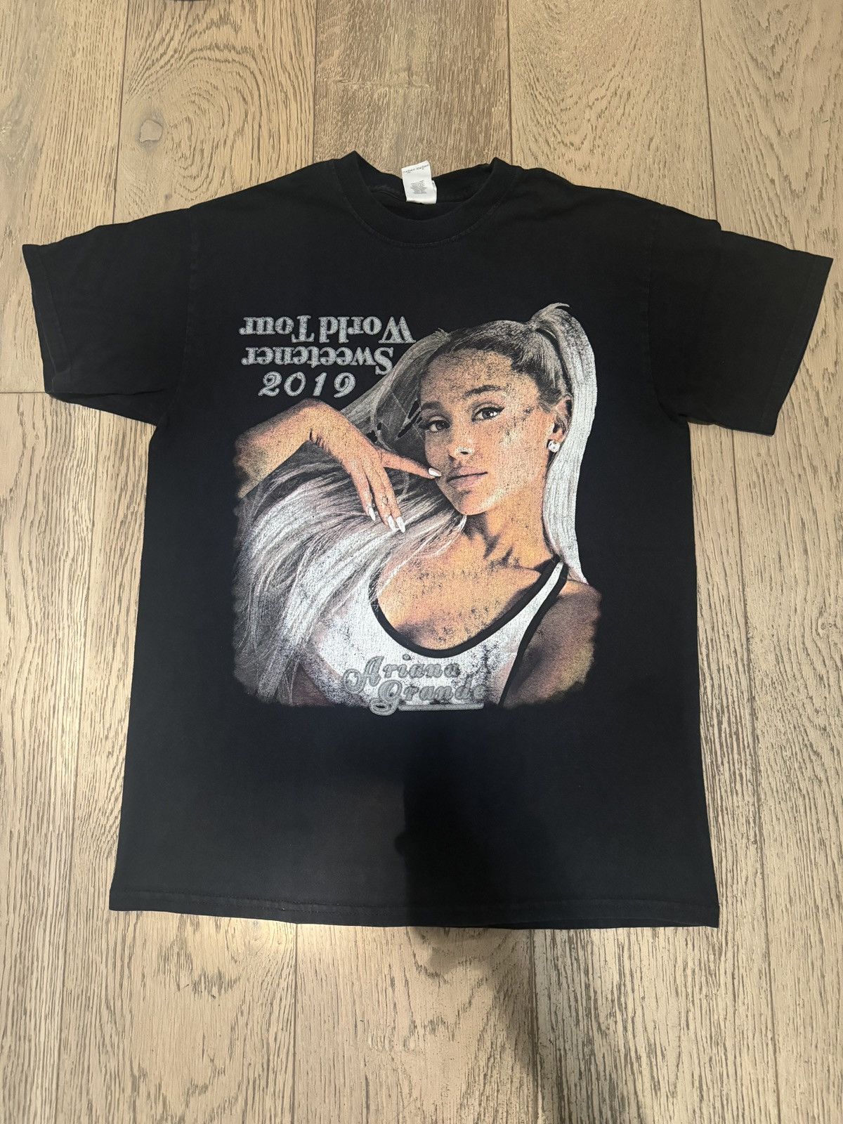 image of Vintage Ariana Grande 2019 Sweetener World Tour Tee in Black, Men's (Size Medium)