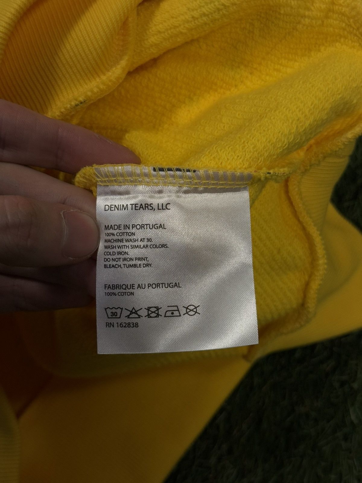 DENIM TEARS Denim Tears Star Yellow Hoodie Size Small (NEW) Size US S / EU 44-46 / 1 - 7 Thumbnail