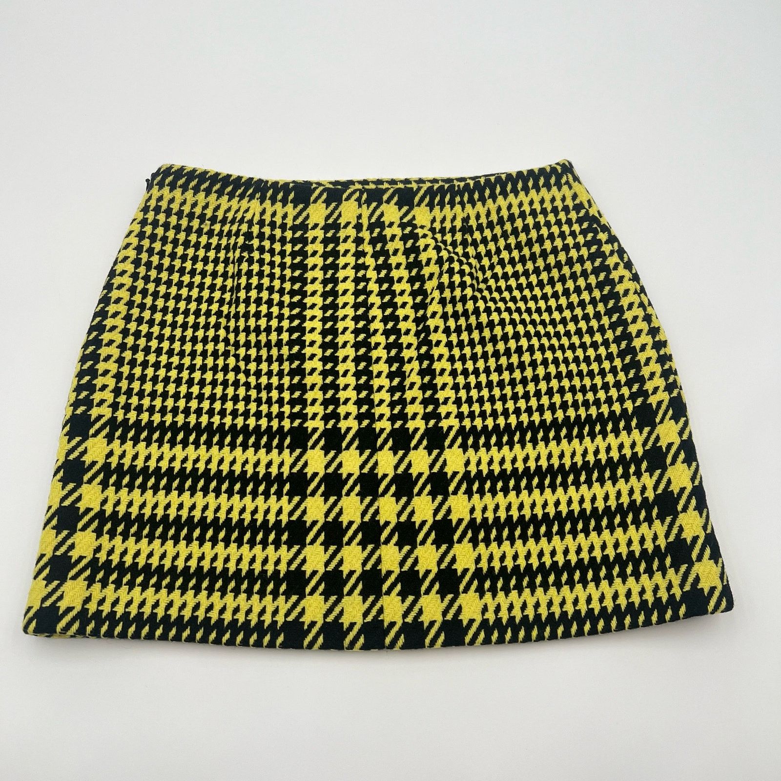 Versace Versace | Vintage Y2K Yellow Houndstooth Mini Skirt 2004 Size 25" / US 0 / IT 36 - 9 Thumbnail