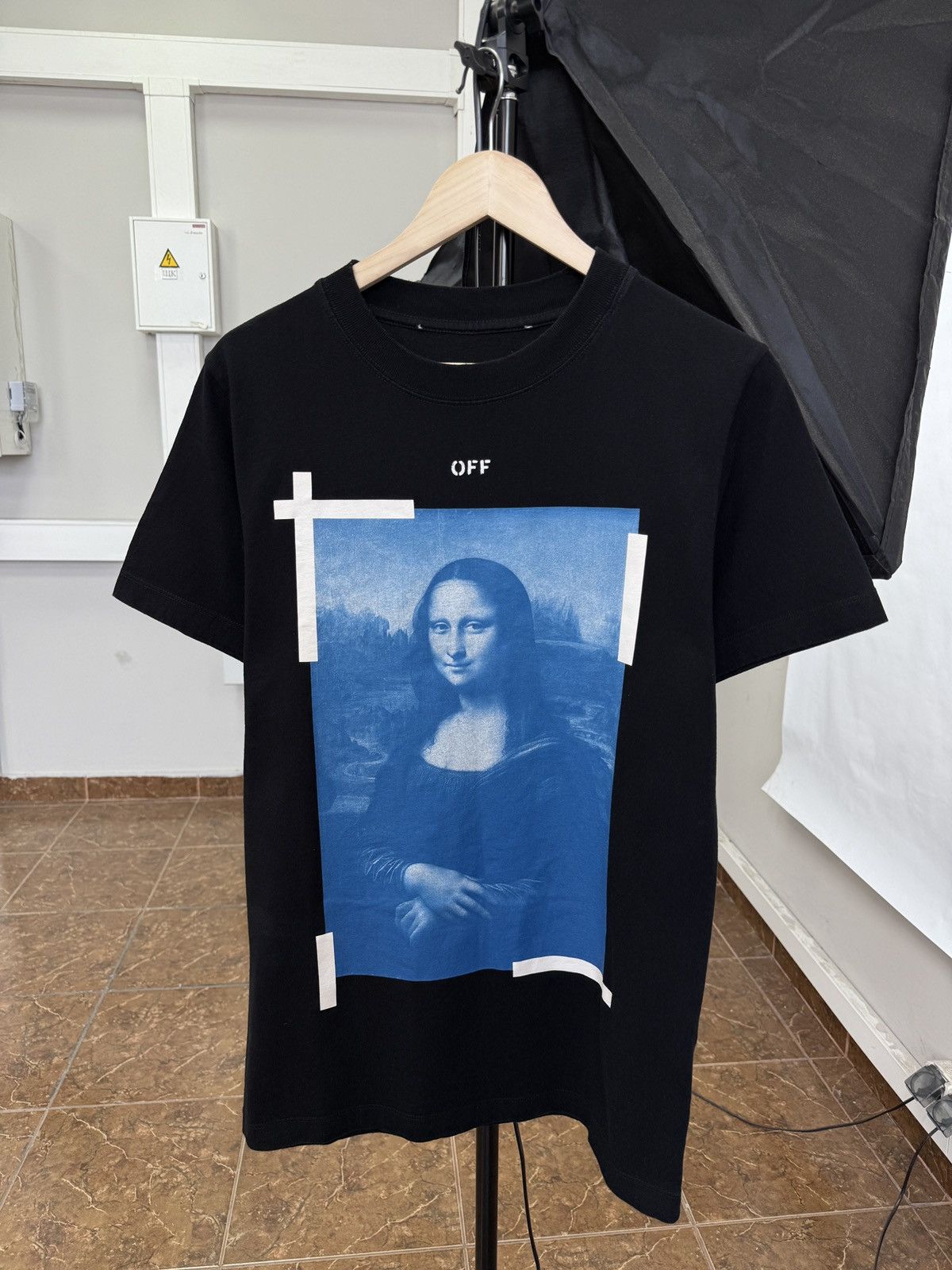Off White Mona Lisa T-Shirt Y2K Rare Retro Hype