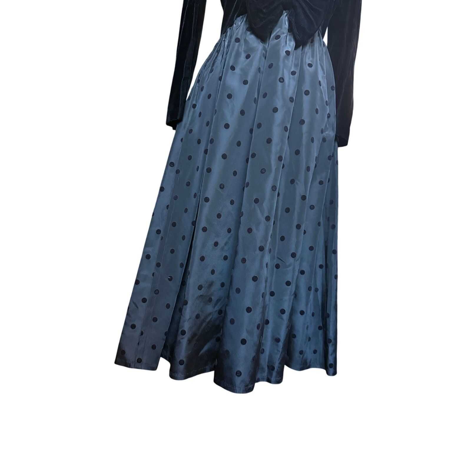 Vintage Vintage 80’s Lanz Black Velvet Polka Dot Taffeta Gown XS Size XS / US 0-2 / IT 36-38 - 5 Thumbnail