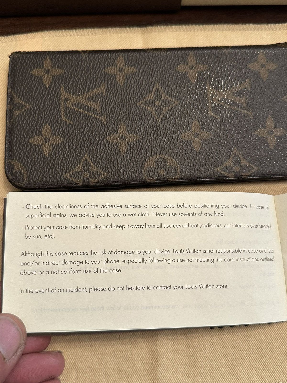 Louis Vuitton Louis Vuitton IPhone 6+/ 7 Phone Case Size ONE SIZE - 8 Thumbnail