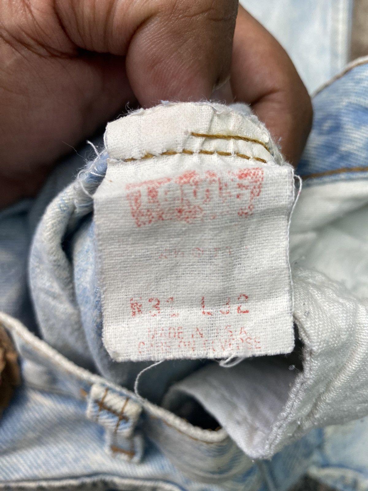 Levi's × Levi's Vintage Clothing Vintage Levi’s 501 Light Blue Washed Denim Made in USA Size US 31 - 14 Thumbnail