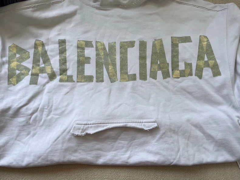 Balenciaga Balenciaga Ripped monogram printed hoodie Size US XXS / EU 40 - 3 Thumbnail