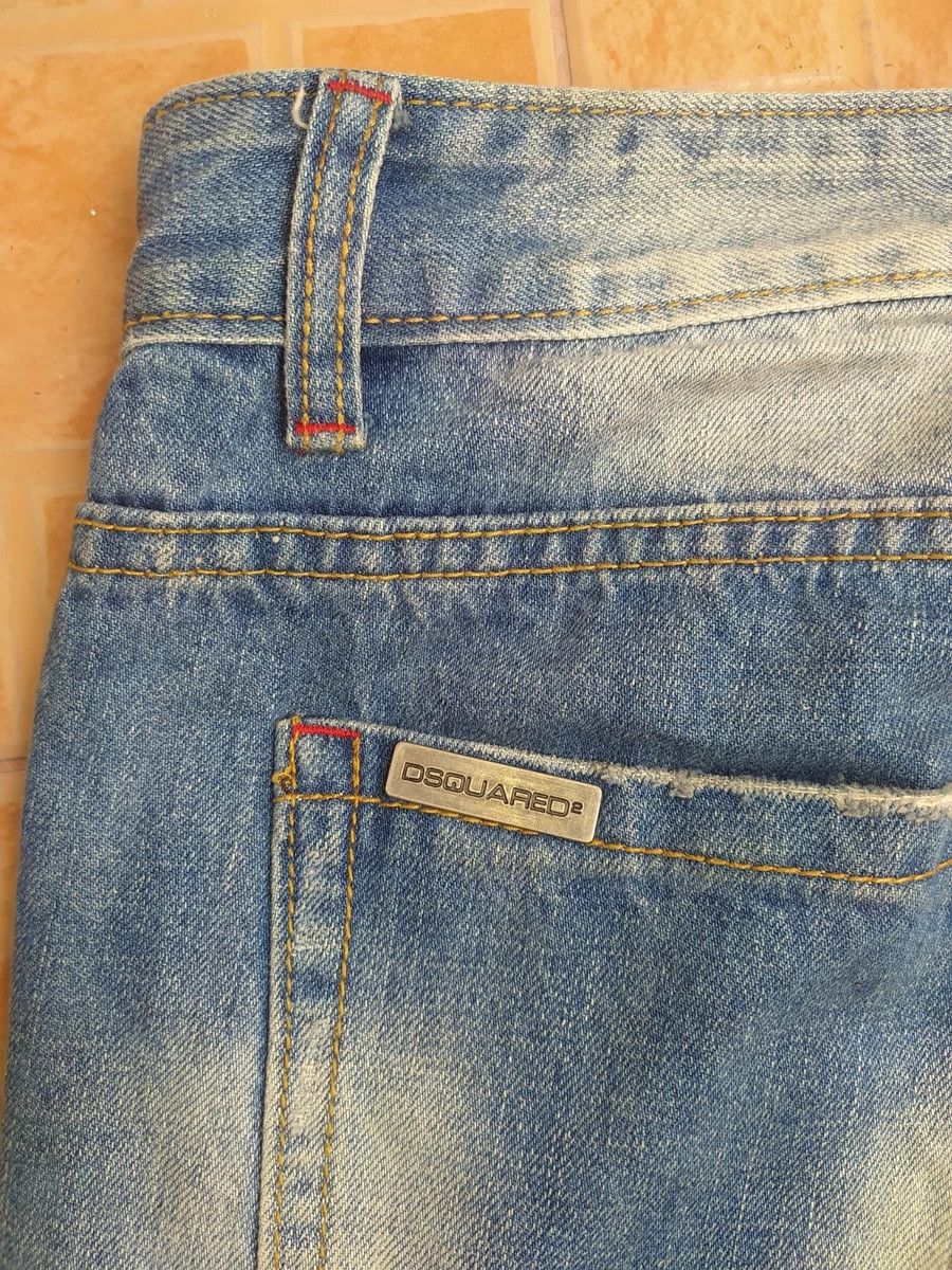 Dsquared2 DSQUARED2 DİSTRESSED BLUE EMBROİDERED JEANS SİZE Size US 30 / EU 46 - 8 Thumbnail