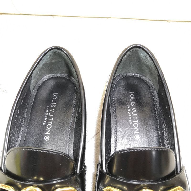 Louis Vuitton Louis Vuitton Black Leather Loafers for Women Size US 6 / IT 36 - 9 Thumbnail