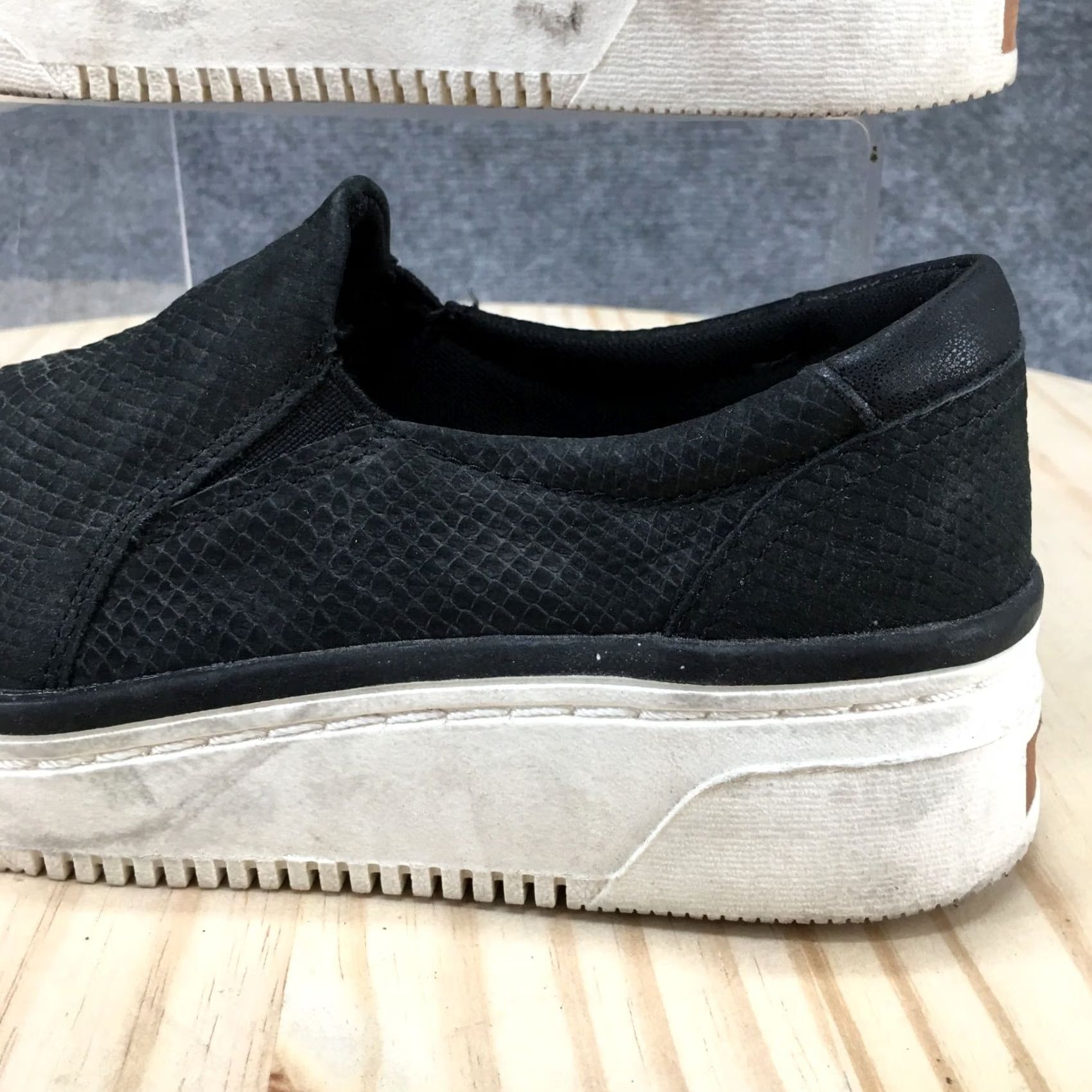 Vintage Dr Scholl's Sneakers Womens 7.5M Black Everywhere Platform Slip On Snake Embossed Shoes Casual Size US 8 / IT 38 - 4 Thumbnail