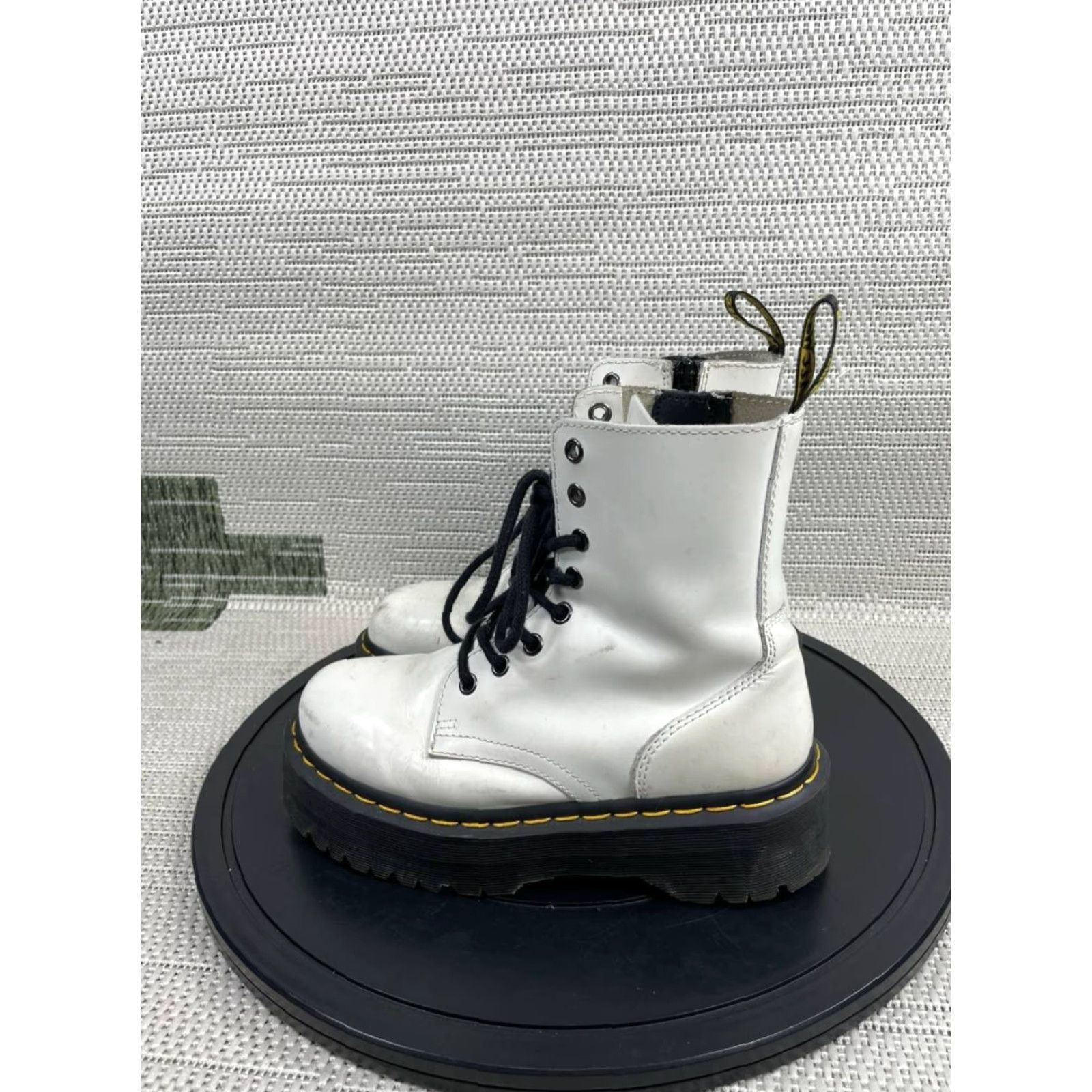 Dr. Martens Dr Martens Boots Womens Jadon White Smooth Leather Ankle Lace Up Size 37 EU 6 US Casual Combat Rubber Sole Leather Lining Mens Womens Boys Girls Size US 6 / IT 36 - 5 Thumbnail