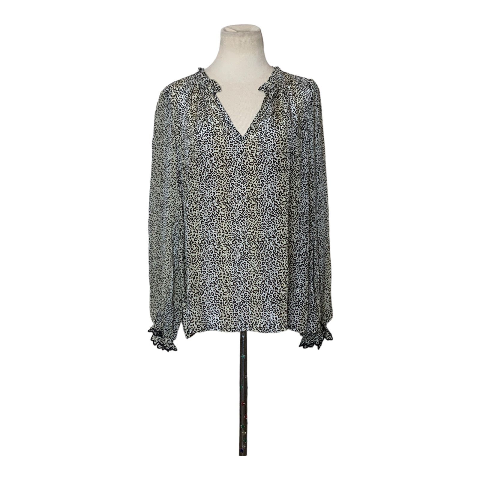 Velvet Velvet by Graham & Spencer Leopard Printed Blouse size Large Size L / US 10 / IT 46 - 8 Thumbnail