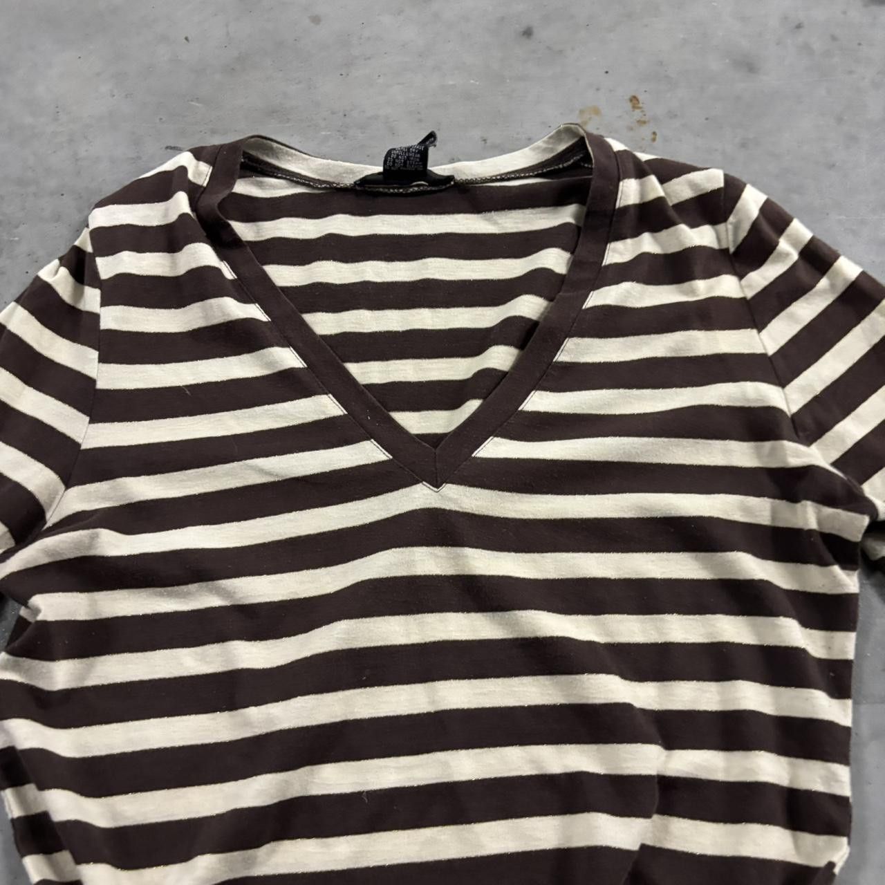 Vintage Vintage Y2K/2000s Cute Brown Striped Long Sleeve Top! Size S Size S / US 4 / IT 40 - 2 Thumbnail
