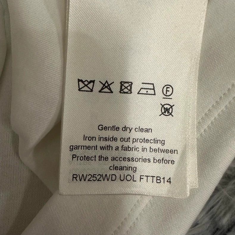 Louis Vuitton Louis Vuitton short sleeves Size M / US 6-8 / IT 42-44 - 4 Thumbnail
