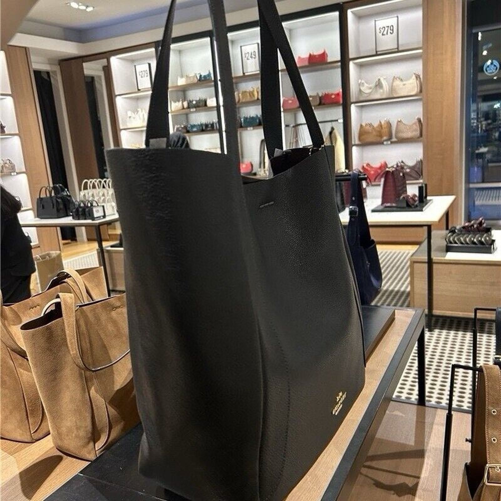Coach NWT COACH Hadley Tote Bag Black Large Size ONE SIZE - 7 Thumbnail