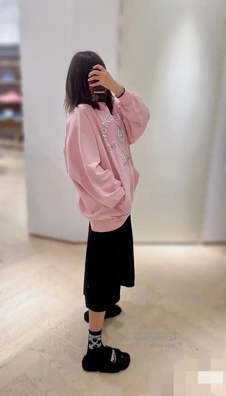 Balenciaga Balenciaga Sweatshirt Size US S / EU 44-46 / 1 - 9 Thumbnail