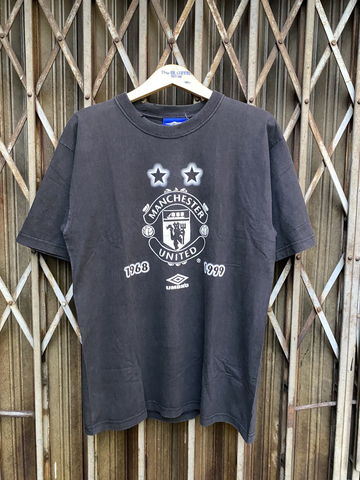 Umbro Vintage Manchester United Champions of Europe by Umbro Tee Size US L / EU 52-54 / 3 - 1 Thumbnail