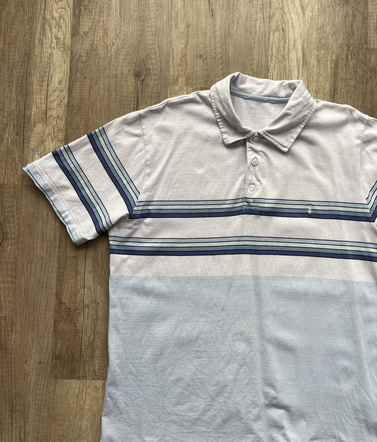 Yves Saint Laurent Yves Saint Laurent Short Sleeve Vintage Size M Size US M / EU 48-50 / 2 - 2 Thumbnail