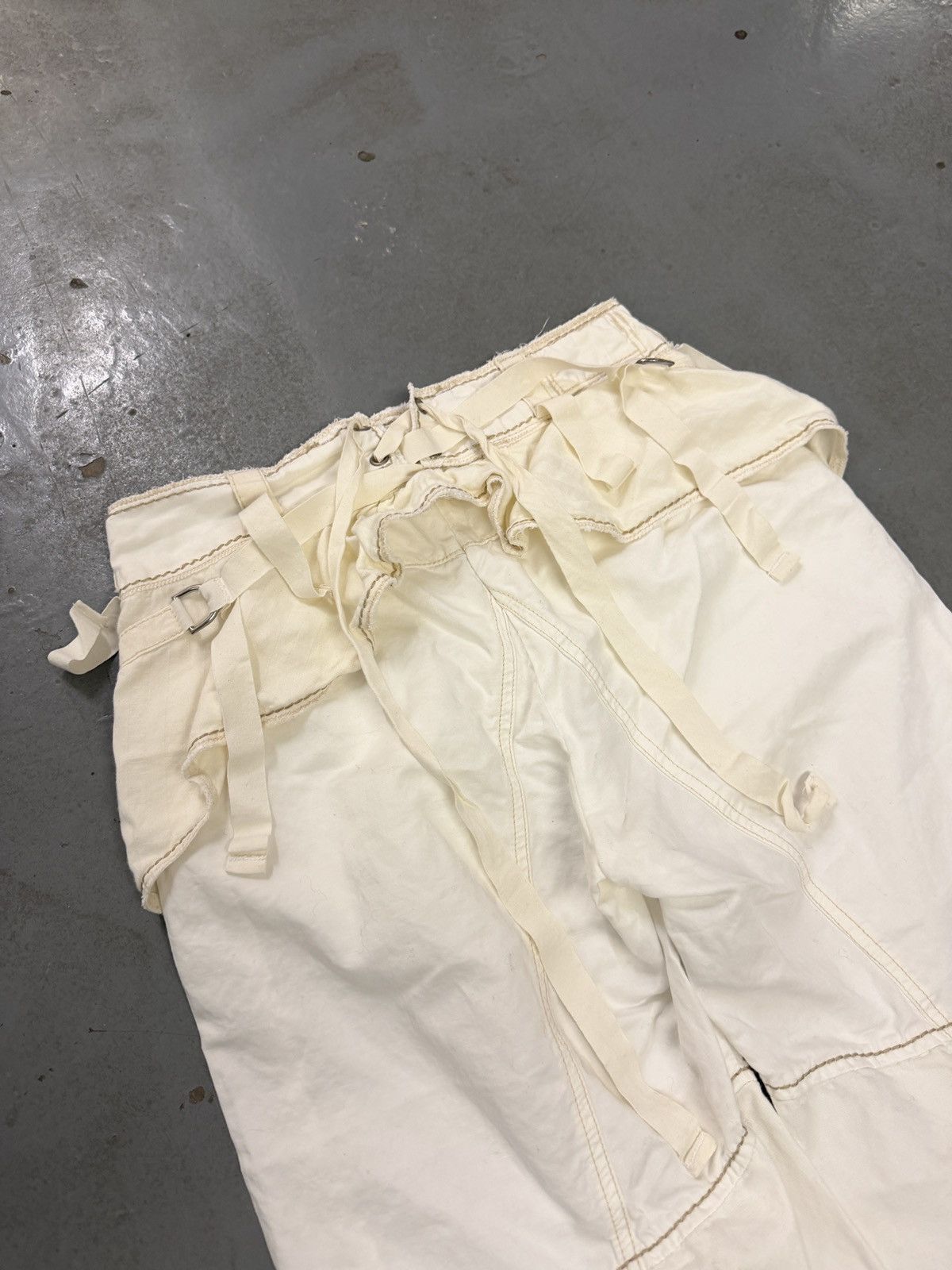 Marithe + Francois Girbaud Marithé François Girbaud Layered Harness Cropped Pants Size 28" / US 6 / IT 42 - 7 Thumbnail