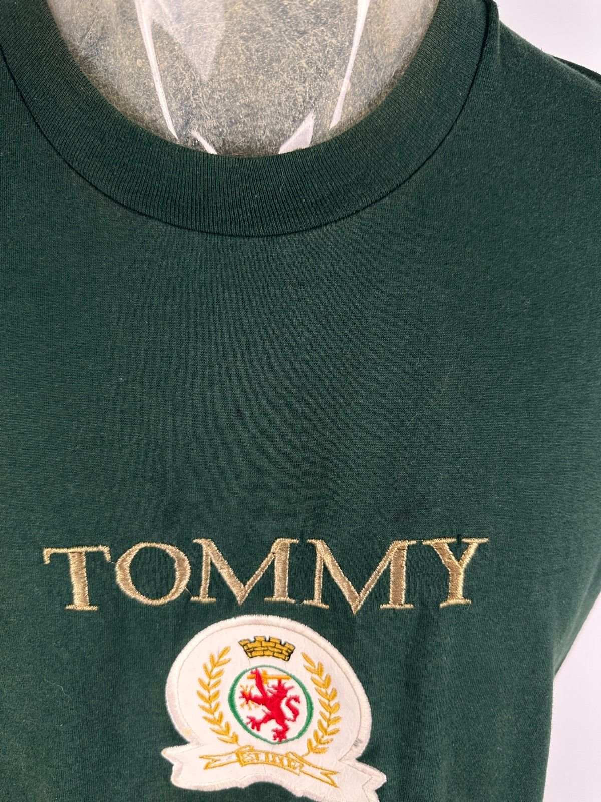 Tommy Hilfiger Vintage 80s Tommy Hilfiger T-Shirt Green Mens Size L Size US L / EU 52-54 / 3 - 3 Thumbnail