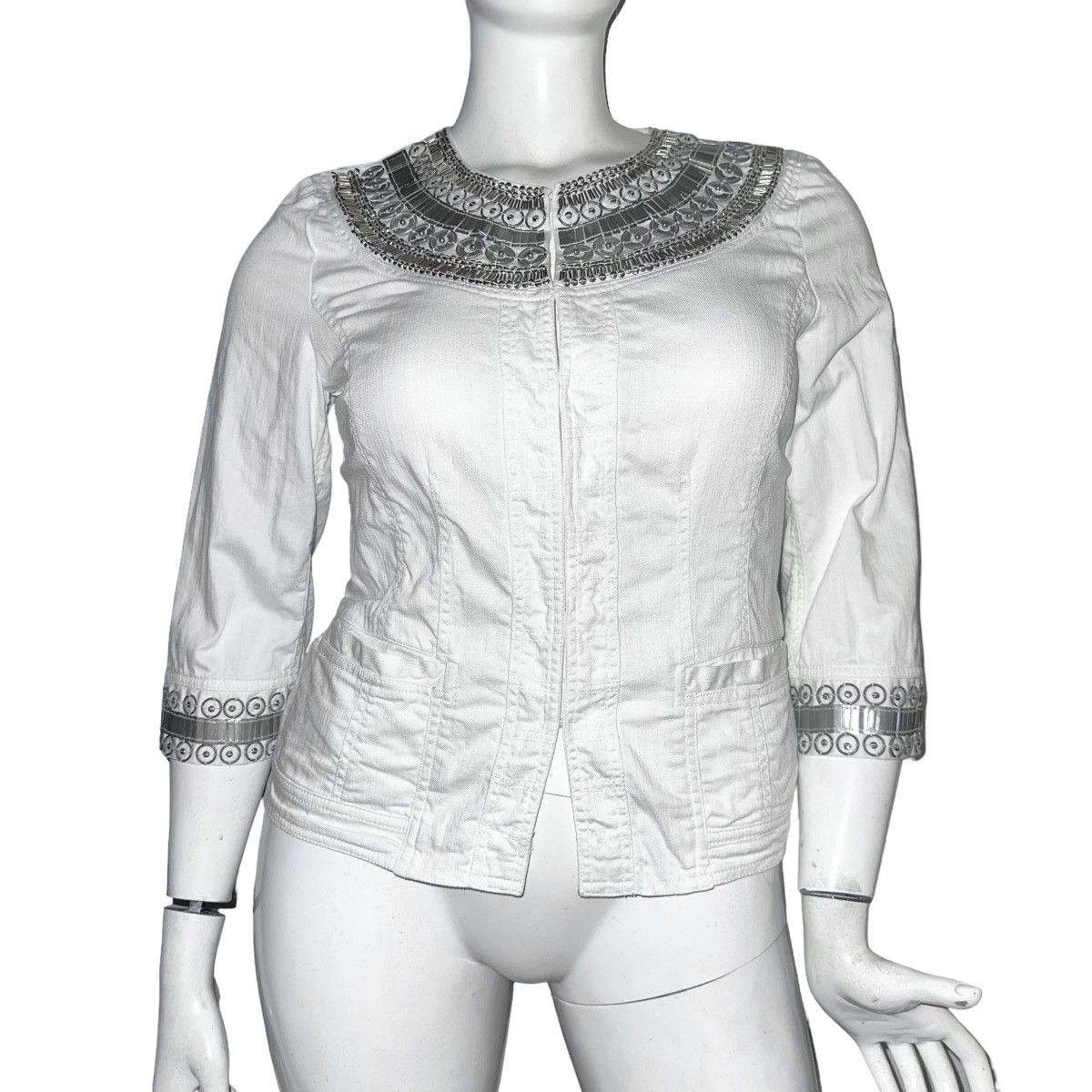 Chicos Chico’s white embellished silver medallion denim jacket Size M / US 6-8 / IT 42-44 - 1 Thumbnail