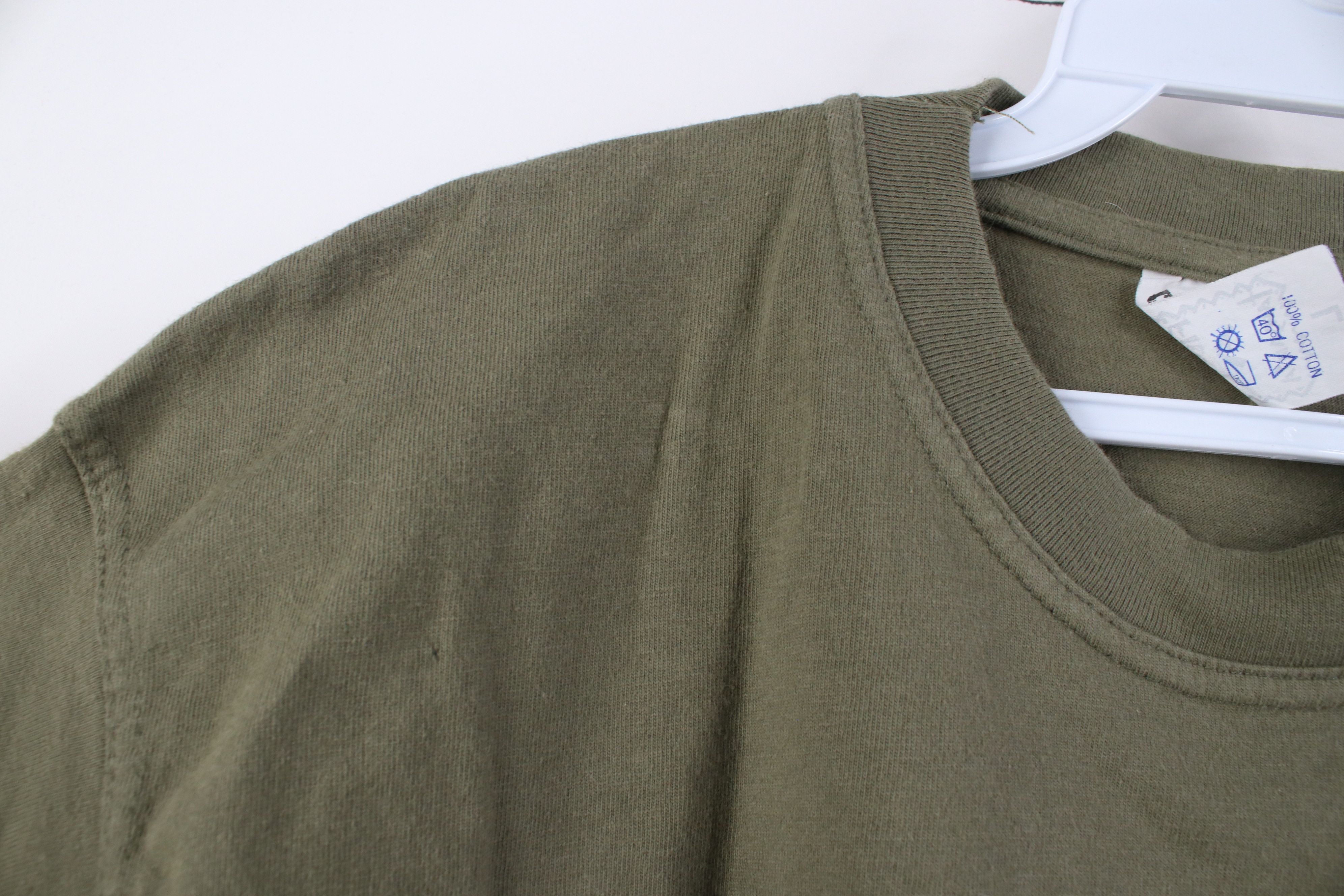 Vintage Vintage 90s Y2K Streetwear Tarangire Safari Lodge T-Shirt Size US L / EU 52-54 / 3 - 7 Thumbnail