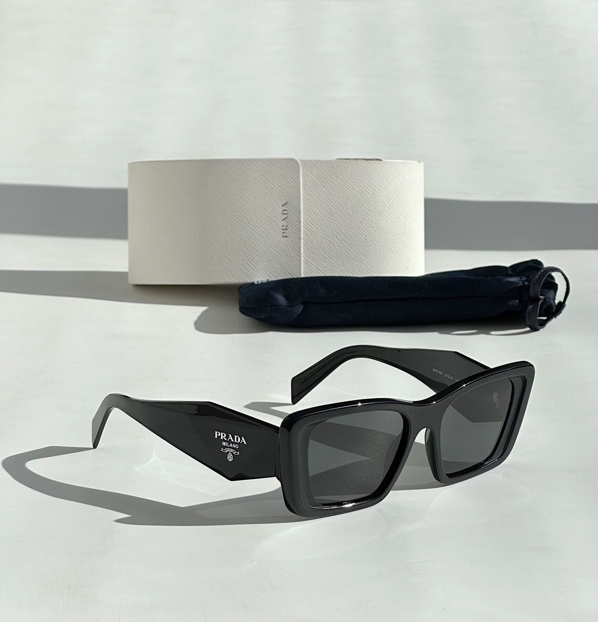 Prada × Streetwear × Vintage PRADA 2004 Logo Sunglasses