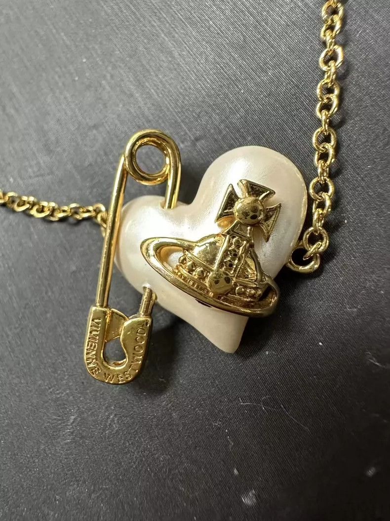 Vivienne Westwood Vivienne Westwood Saturn love pin pearl bracelet Size ONE SIZE - 2 Thumbnail