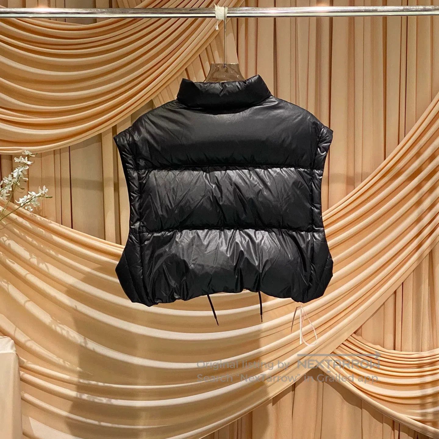 Prada Prada Re-Nylon Removable Sleeve Down Jacket. Size US M / EU 48-50 / 2 - 5 Thumbnail