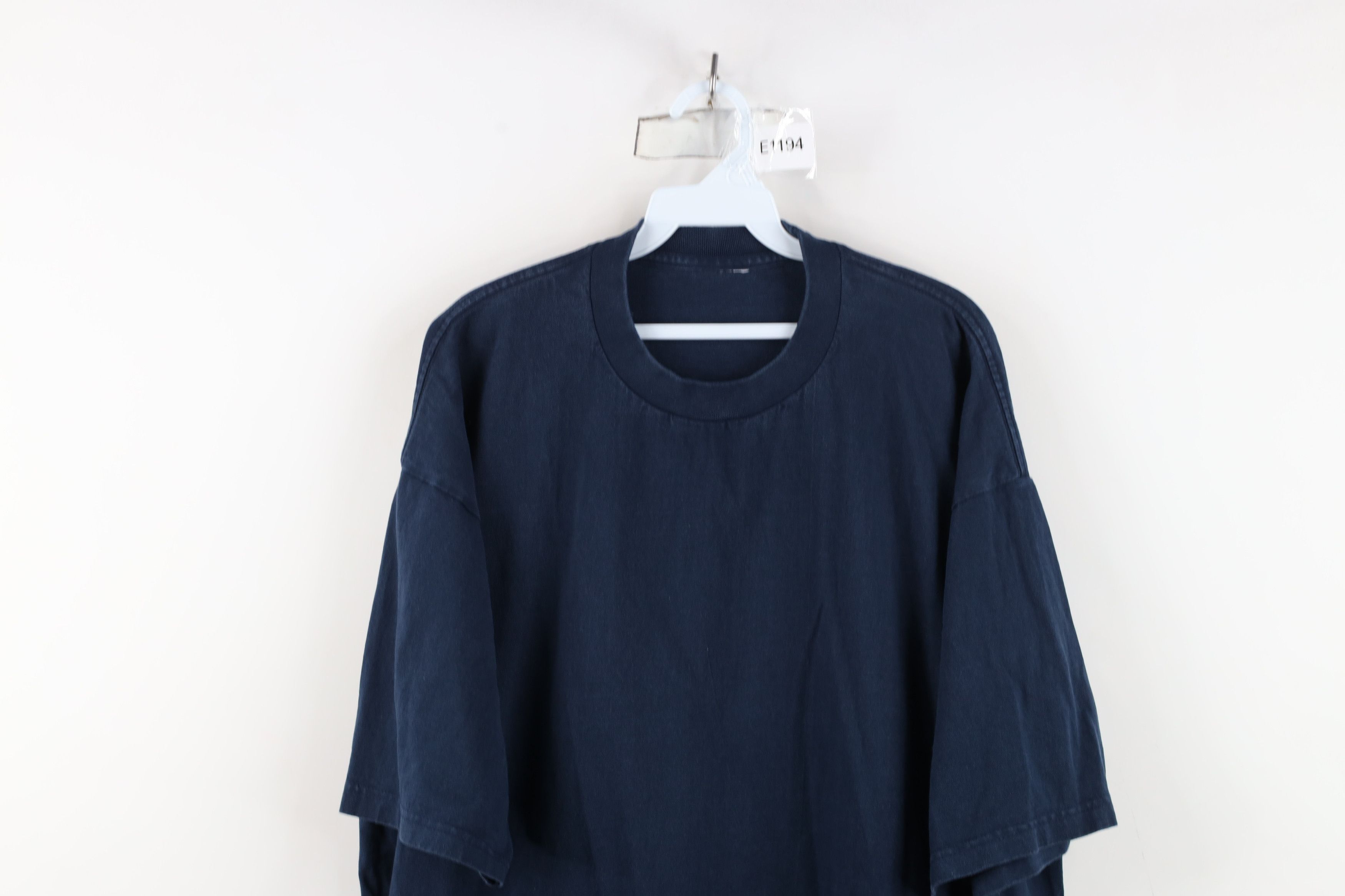 Vintage Vintage 90s Streetwear Blank Heavyweight T-Shirt Blue Cotton Size US XXL / EU 58 / 5 - 2 Thumbnail