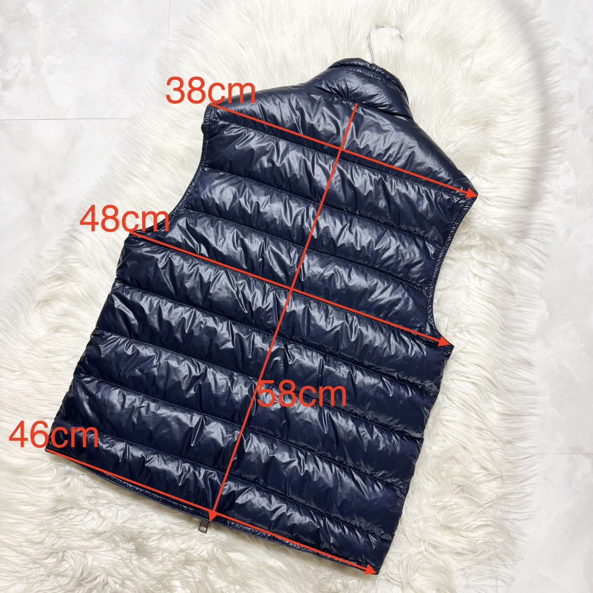 Moncler Authentic, Mint Condition Moncler GUI Gilet Light Down Vest Size US XS / EU 42 / 0 - 7 Thumbnail
