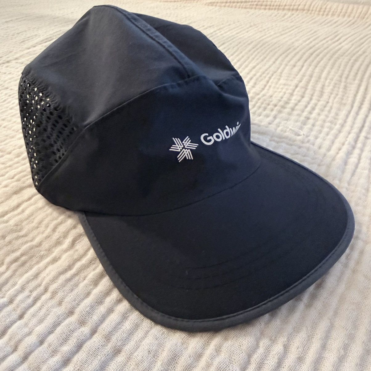 Goldwin Goldwin black mesh trail hat Size ONE SIZE - 1 Thumbnail