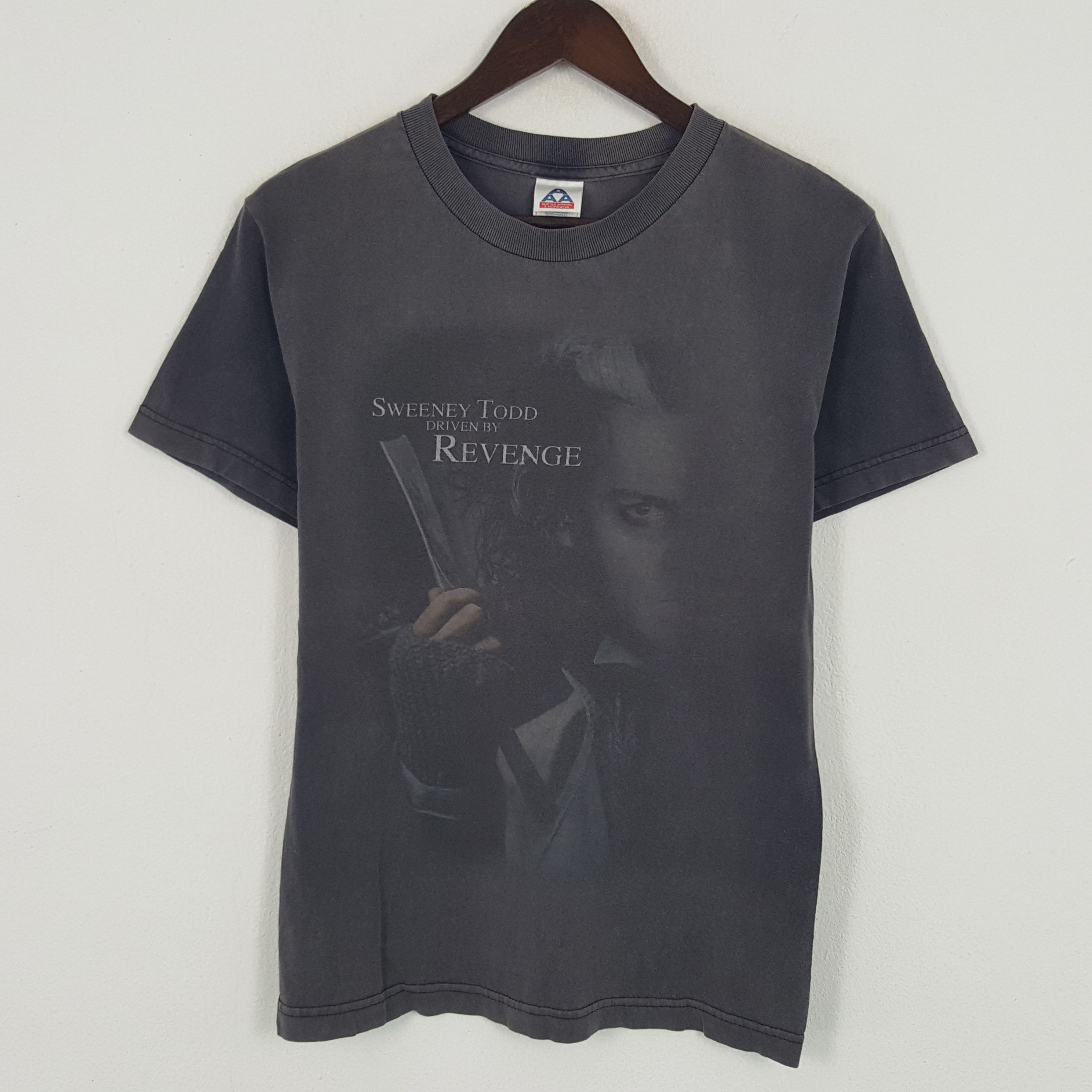 Vintage Vintage Sweeney Todd Driven By Revenge Tshirt Size US S / EU 44-46 / 1 - 1 Thumbnail