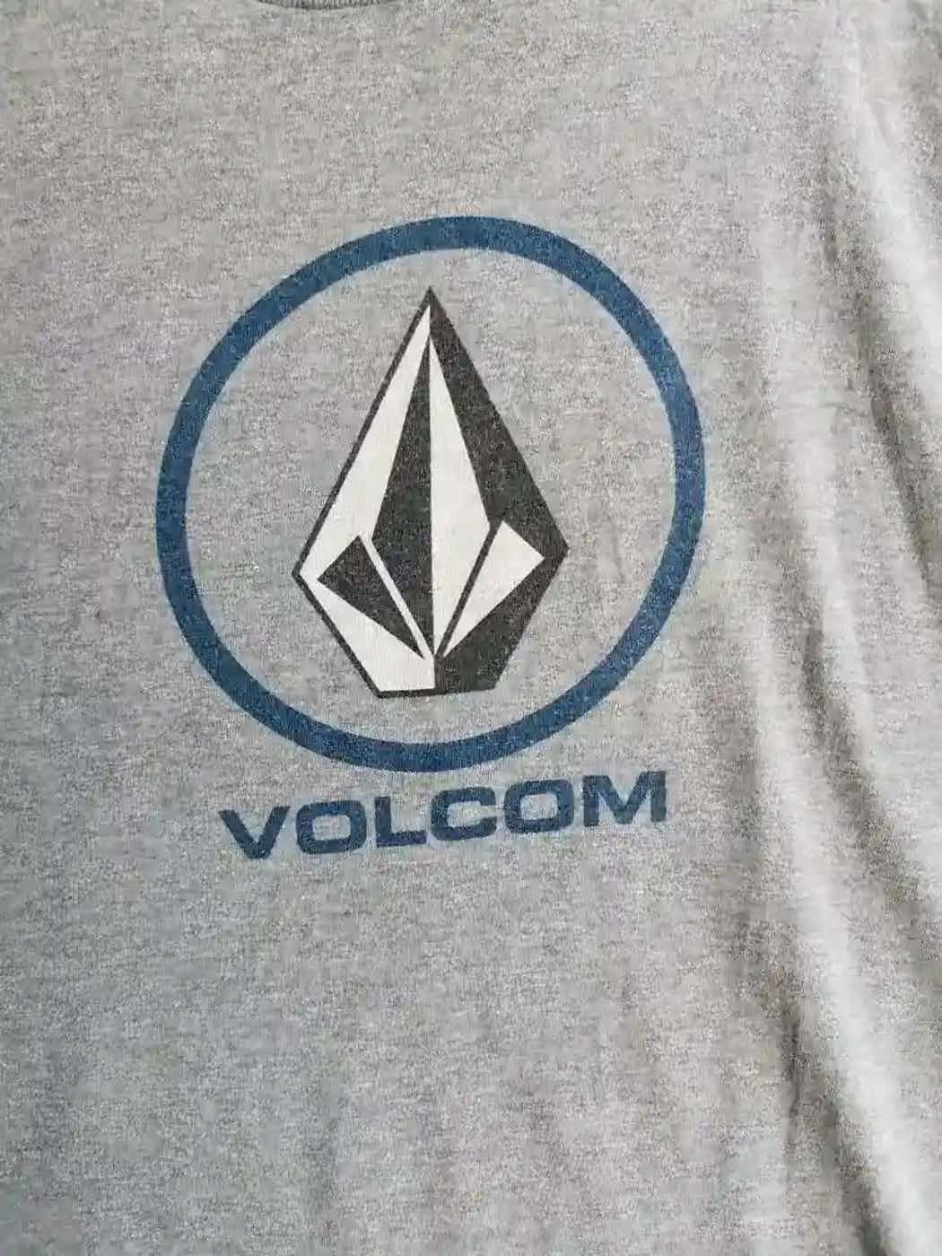 Vintage Vintage Volcom T-shirt Size US L / EU 52-54 / 3 - 2 Thumbnail