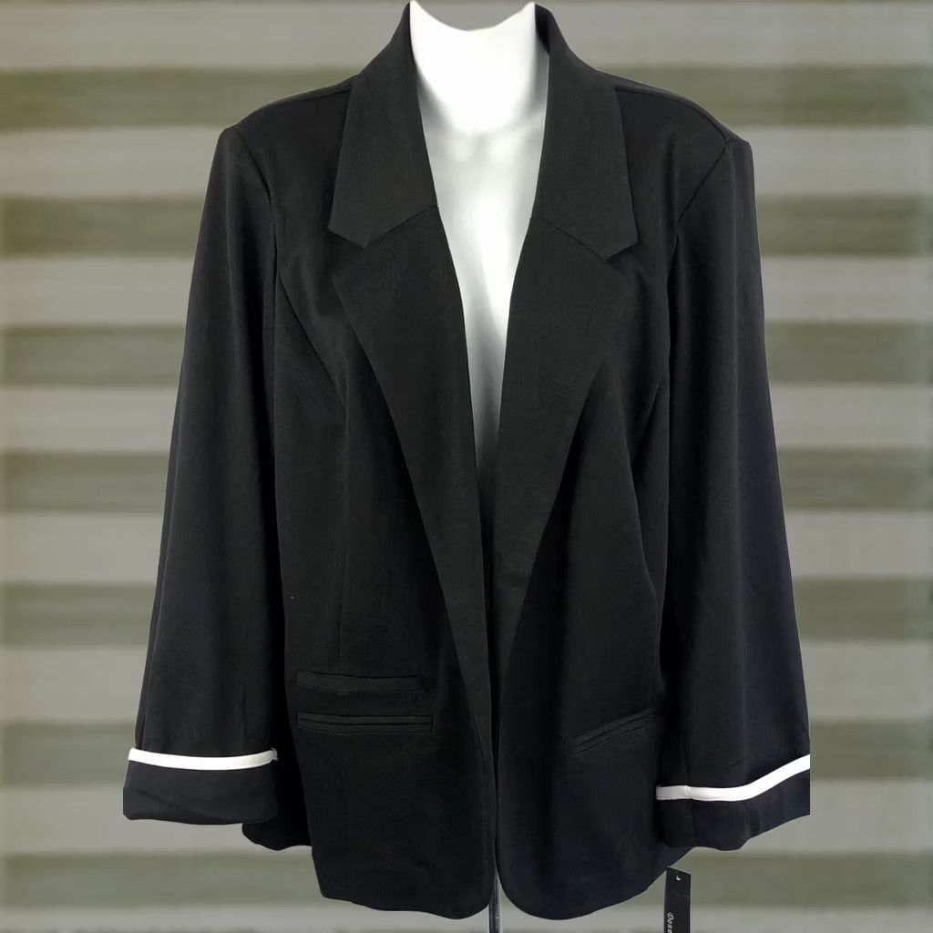 Vintage NWT Donna Moore Blazer Jacket L Black/White Notch Collar Contrast Trim Career Workwear Shirt Women Blazer - Coat Style Size L / US 10 / IT 46 - 1 Thumbnail