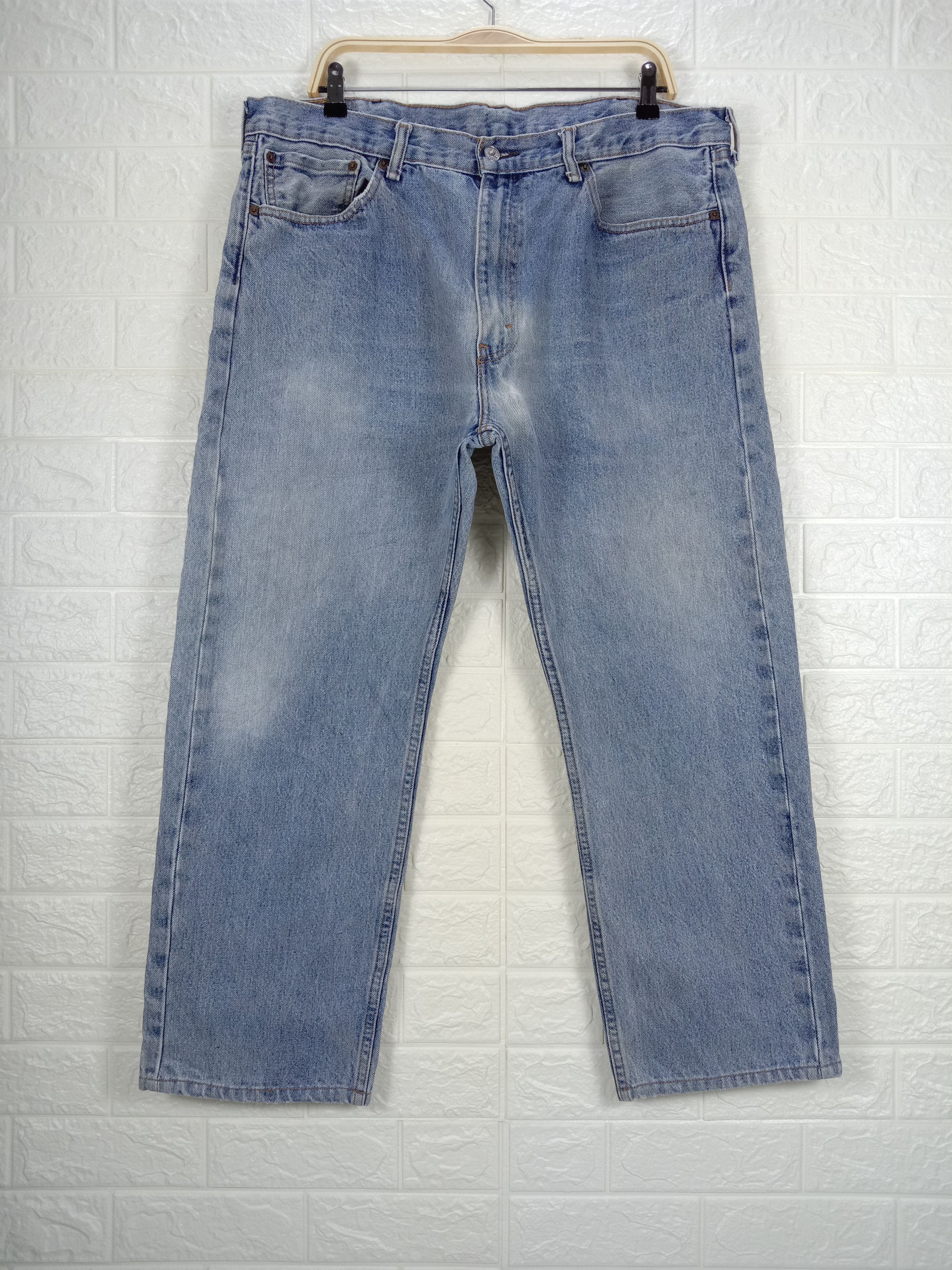 Levi's Vintage Levi's 505 Jeans Light Wash Regular Fit Denim Size US 38 / EU 54 - 1 Thumbnail