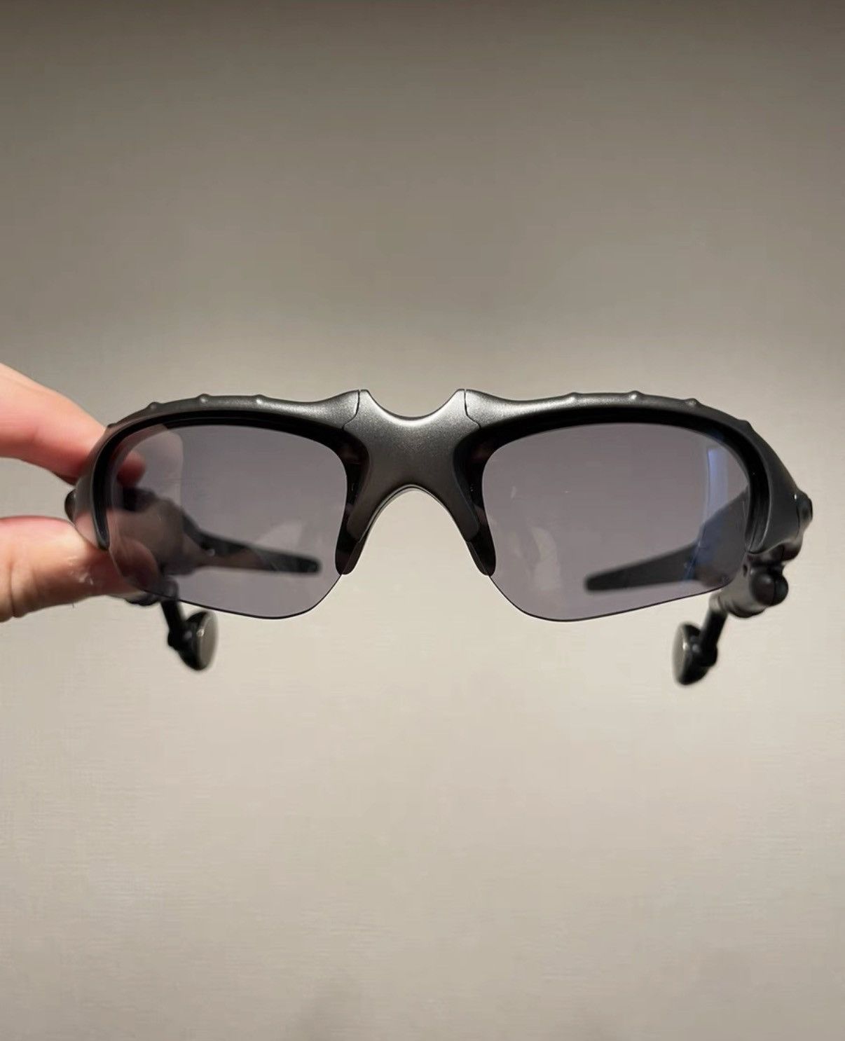 Oakley OAKLEY Thump 256MB Motorola Audio Sunglasses K24 Size ONE SIZE - 1 Thumbnail