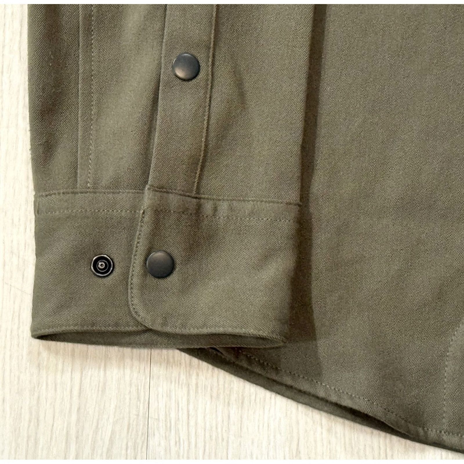 Howler Brothers Howler Brothers Stockman Stretch Snapshirt Medium Texas Western Shirt Adults M Green Long Sleeve Button-Up Size US M / EU 48-50 / 2 - 5 Thumbnail