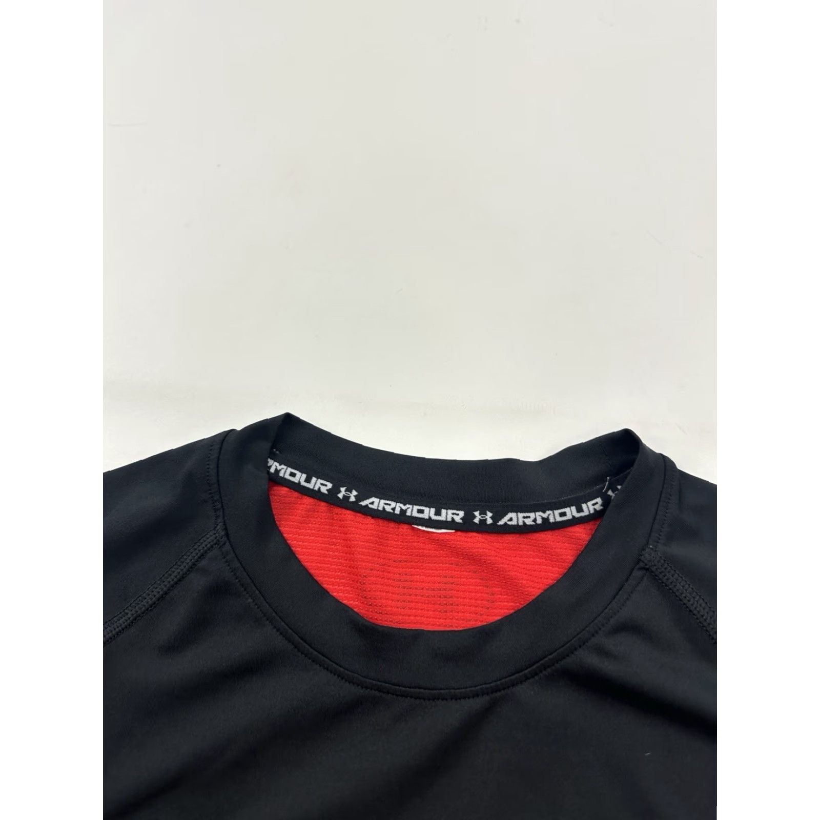 Under Armour Under Armour Shirt Mens Small Black Short Sleeve Training Gym & Weightlifting T-Shirt Athletic Fit Logo Size US S / EU 44-46 / 1 - 3 Thumbnail