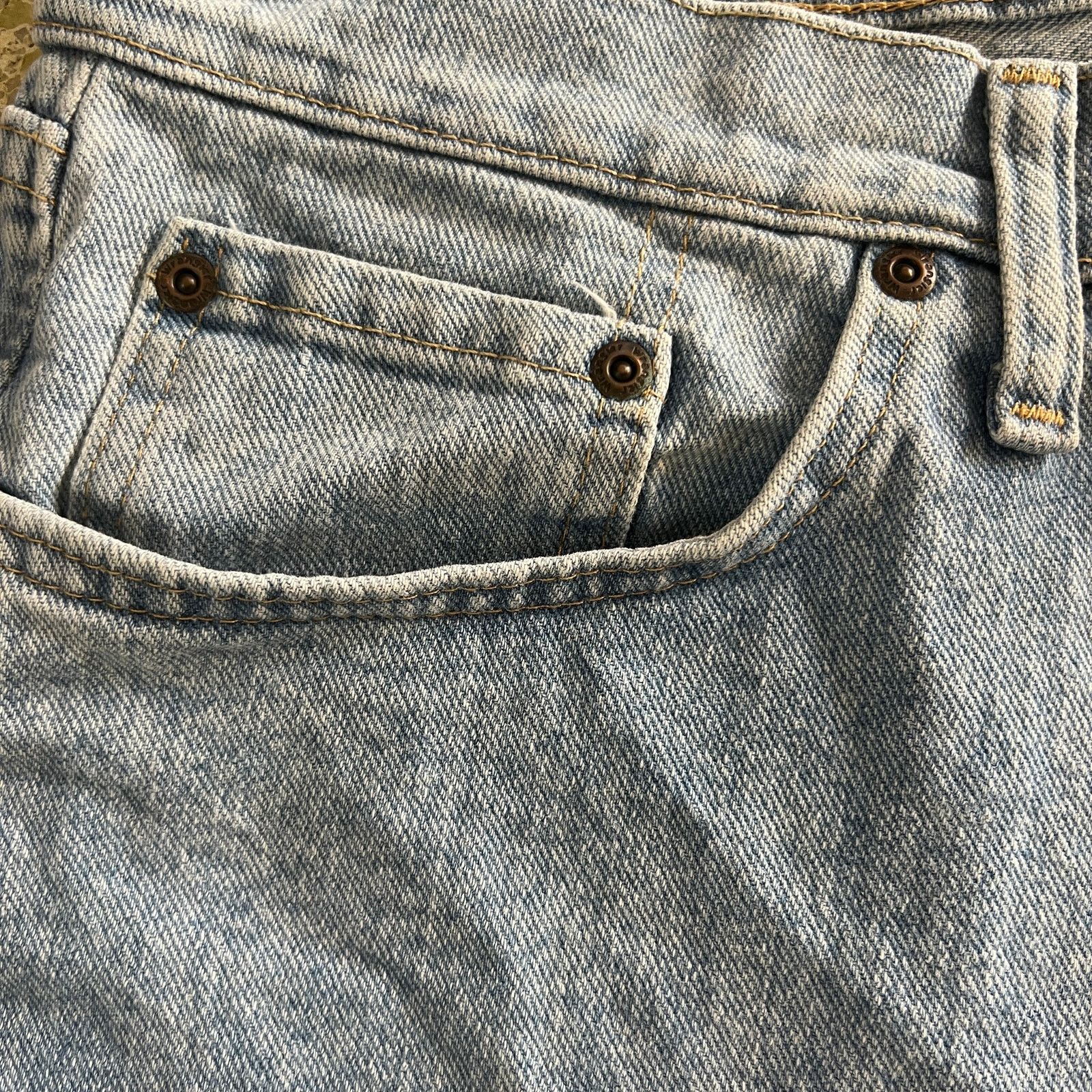 Wrangler Wrangler Relaxed Fit Denim Shorts 32 Light Wash Size US 32 / EU 48 - 9 Thumbnail