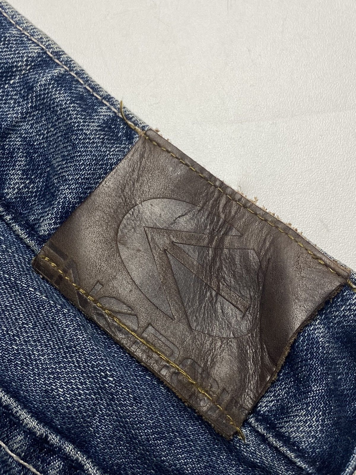 Energie 2000s Energie Italy - Mud Wash Lowrise Flared Denim Size US 28 / EU 44 - 6 Thumbnail
