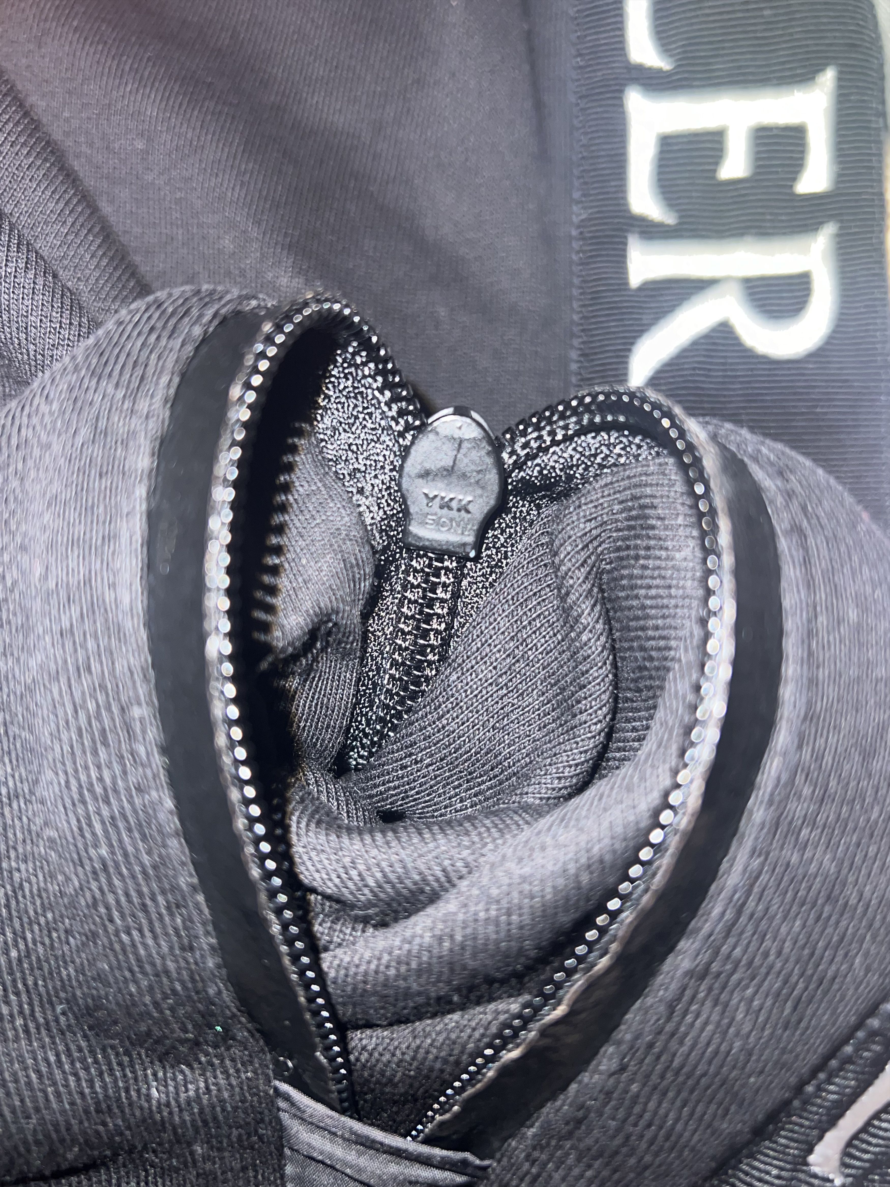 Moncler Moncler Cotton Joggers with Logo Patch Size US 34 / EU 50 - 8 Thumbnail