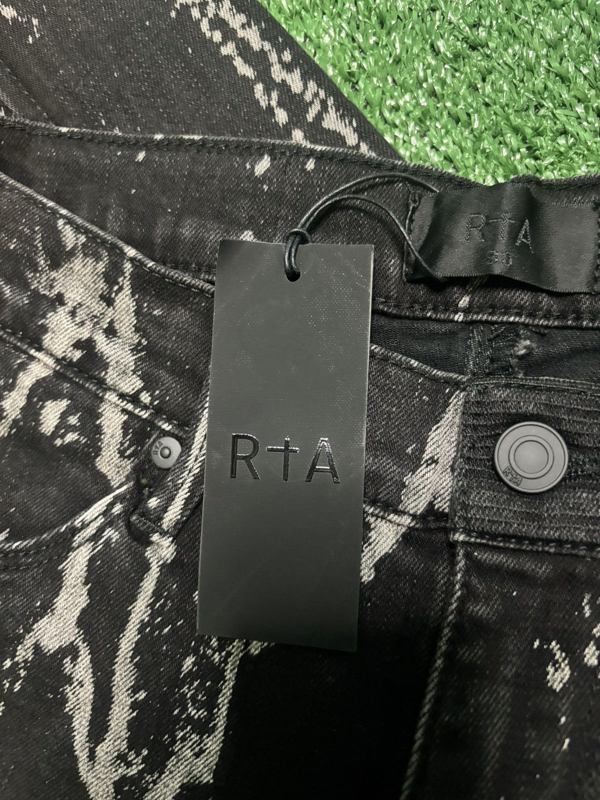 Rta RTA Clayton Skinny Jean Faded Black Paint Size US 30 / EU 46 - 2 Thumbnail