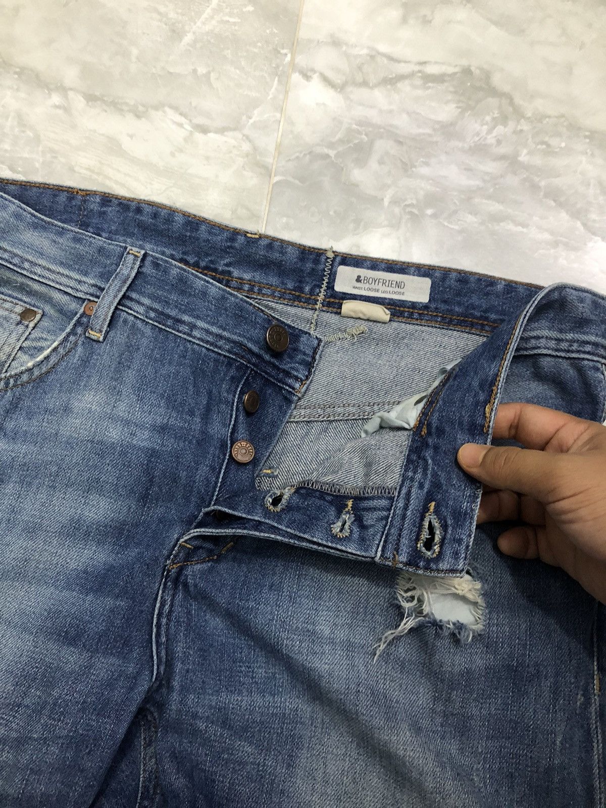 H&M H&M Boyfriend Distressed Boro Stitch Jeans Size US 35 - 7 Thumbnail