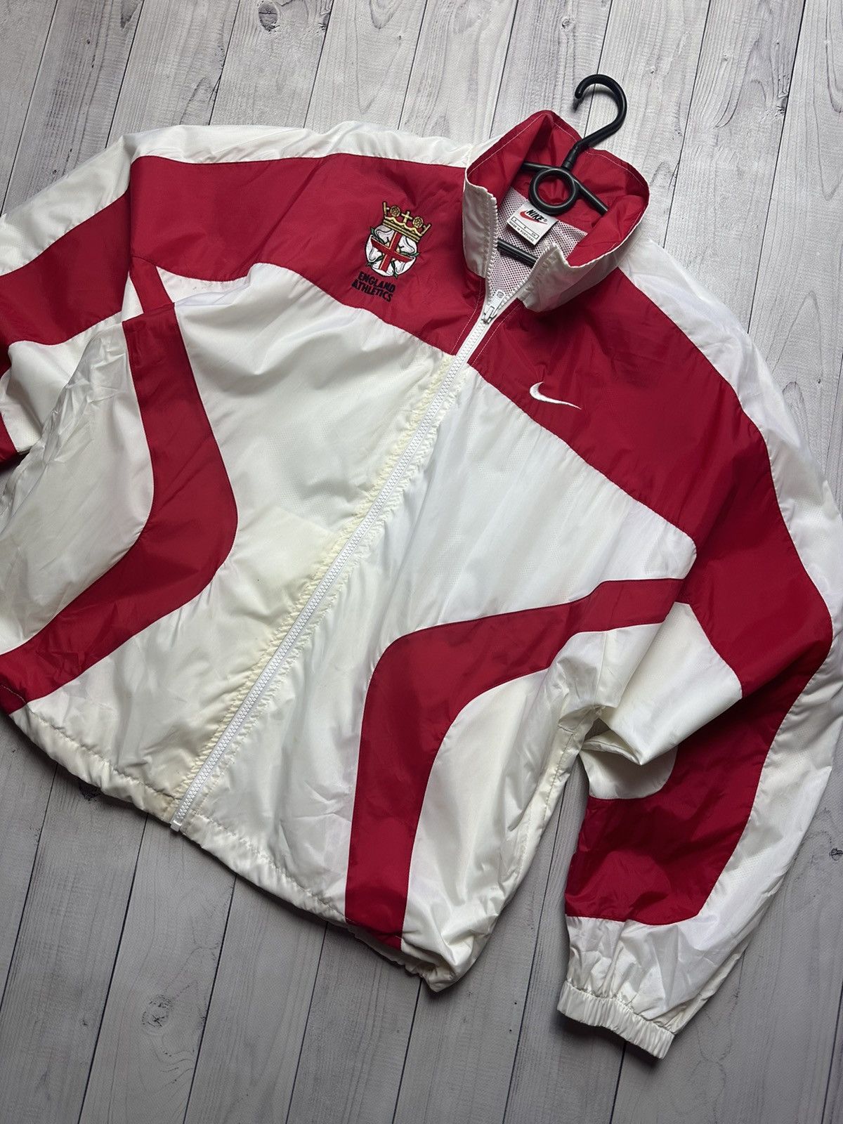Vintage Vintage Nike England Athletics track jacket size S rare Size US S / EU 44-46 / 1 - 3 Thumbnail