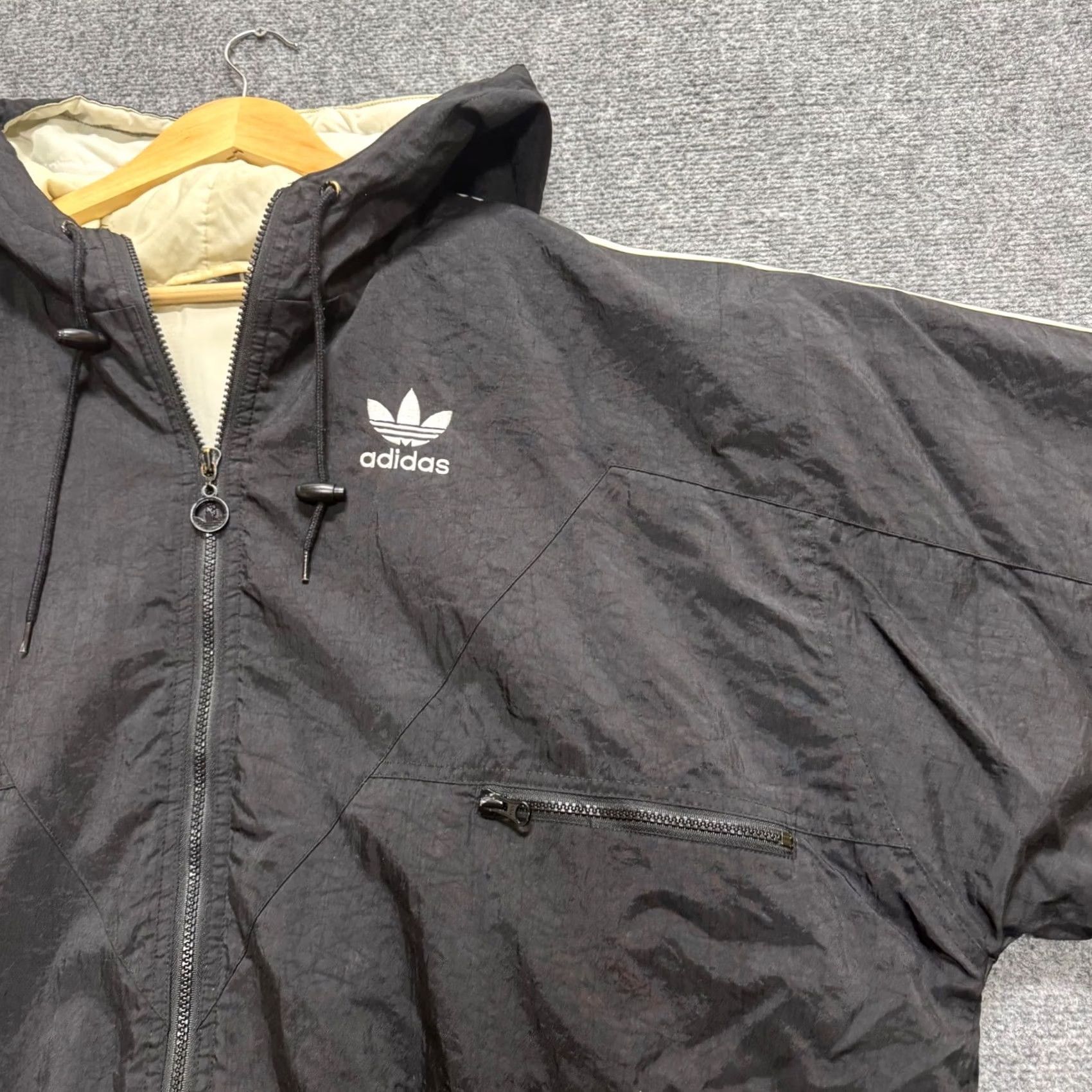 Adidas VTG Adidas Nylon Puffer Jacket Men's 2XL Black Whitr Stained 90s Embroidered Shirt Mens 2XL Black Whitr Stained 90s Embroidered Size US XXL / EU 58 / 5 - 5 Thumbnail
