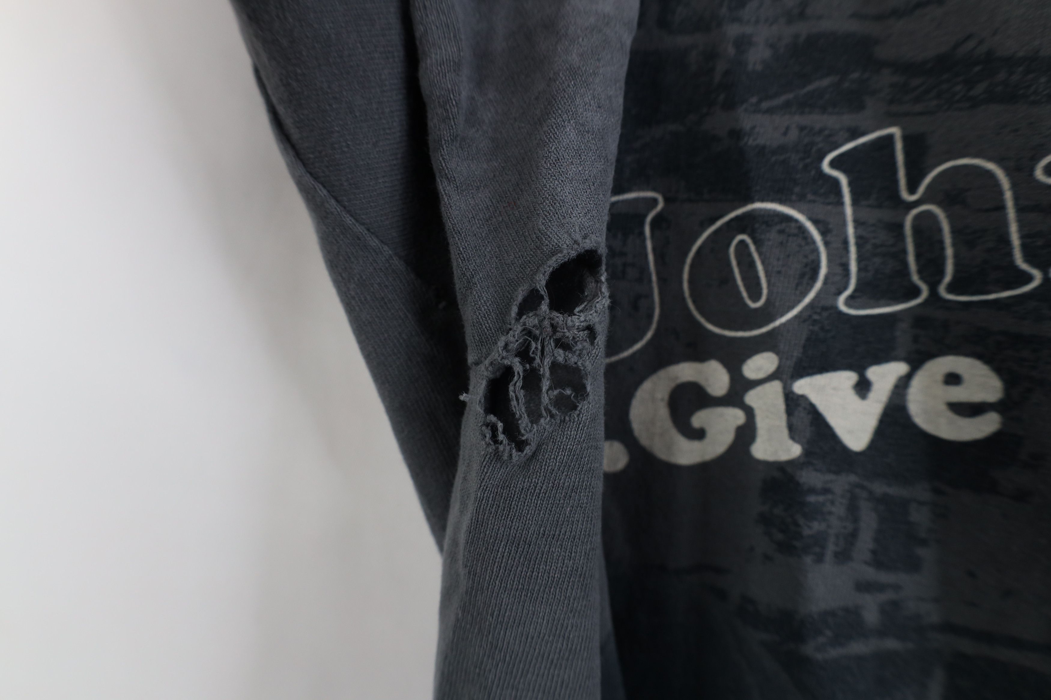 Vintage Vintage Y2K 2006 John Lennon Give Peace A Chance T-Shirt Size US XL / EU 56 / 4 - 8 Thumbnail