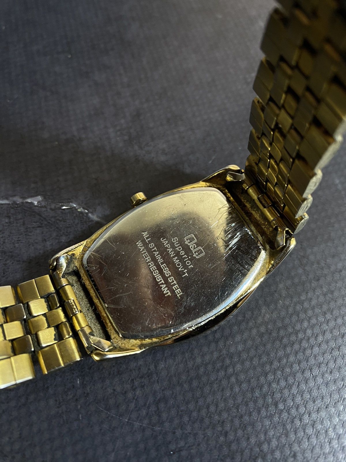 Japanese Brand × Vintage Q&Q Superior Black Dial Watch Japanese Brand Size ONE SIZE - 4 Thumbnail